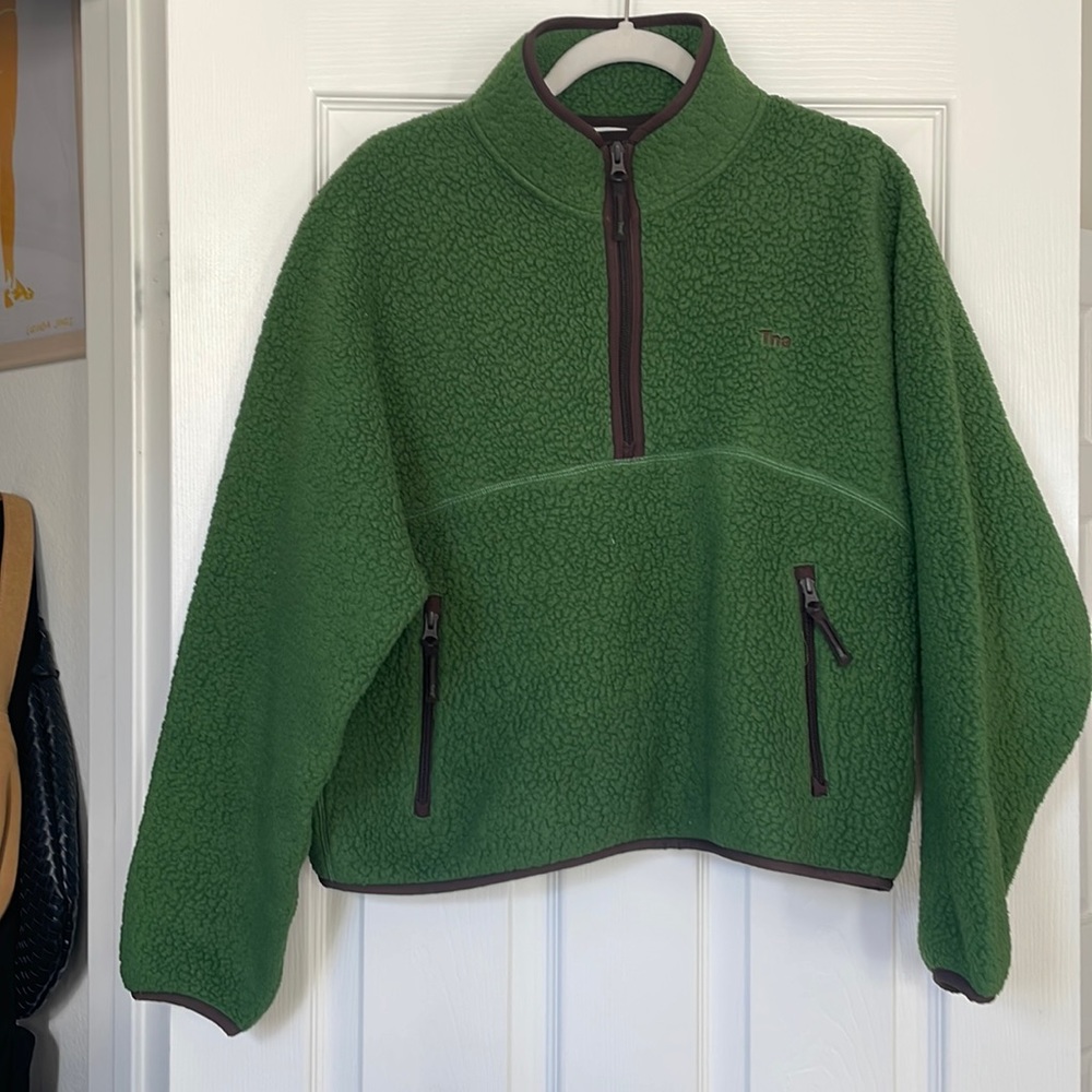 Aritzia TNA Bigfoot Polar